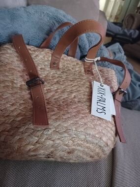 XIX Palms NWT Straw Tote Bag with Tan Vegan Leather Back Pack Handle  Insulated